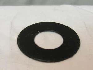 Dodge Plymouth 1966 espaciadores de carrocería B para fijar la manija interior de la ventana/puerta a la puerta - Imagen 1 de 1