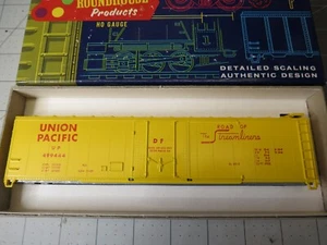 HO - Roundhouse B55-250 - 50' Plug Door Boxcar, Union Pacific KIT/NEW - Picture 1 of 2