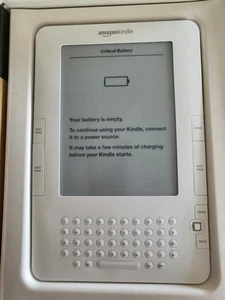 Amazon Kindle (2nd Generation) 2GB, 3G (Unlocked), 6in - White - Zdjęcie 1 z 4