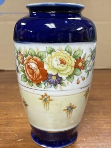 Japanese Vase Blue & Flowers 6.5” Porcelain / Beautiful! - Picture 1 of 9