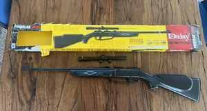 DAISY Powerline 880 Multi-Pump Pneu. BB Pellet Rifle w/Scope, pellets, targets - Picture 1 of 6