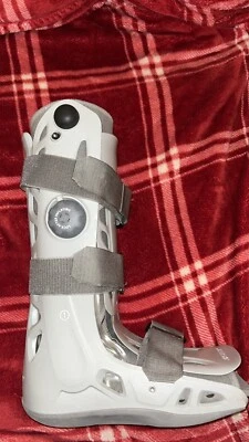 Aircast Standard Walking Brace Boot - Large Foot Ankle - Image 1 of 3