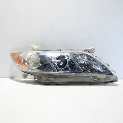 Conjunto de farol de halogênio lateral direito do passageiro Toyota Camry híbrido 2007-2009 - Imagem 1 de 4