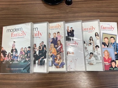 Modern Family DVD SEASONS  1 through 6 complete series. LIKE NEW. Free shipping Foto 1 de 2