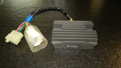 Regolatore VFR800 V-Tec ABS VFR 800 Giappone Alternatore SH689FA Nuovo - Immagine 1 di 3