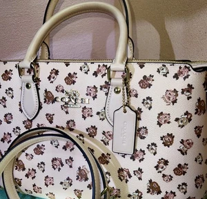 Bolso Cartera Coach Georgia Nuevo con Etiquetas $460 con Estampado Floral Rosa, Rubor Dorado - Imagen 1 de 17