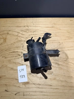 95-98 Nissan 240sx S14 Fuel Vapor Canister Charcoal Can Emission Bracket - Imagem 1 de 4