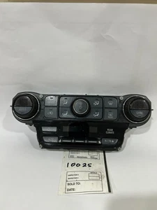 Chevrolet Suburban 1500 Automatic AC/Heater Control 2017-2020 - Picture 1 of 2