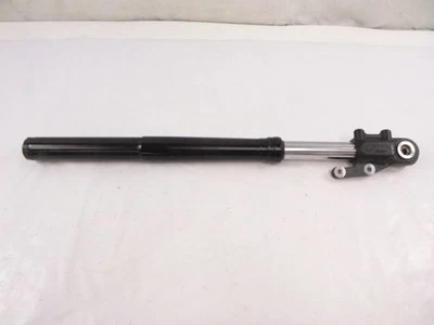 Pata de horquilla delantera izquierda única OEM Harley-Davidson para 2018-2024 Softail FXFB Fat Bob Foto 1 de 4