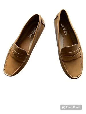 MOCASSIM FEMININO EASTLAND PATRICIA TAMANHO 9 feito no BRASIL NOVO COM ETIQUETAS COR CONHAQUE - Imagem 1 de 4