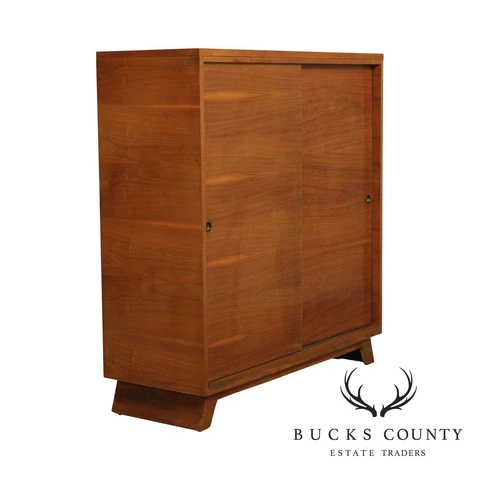 Mid Century Modern Walnut Sliding Door Chifferabe Club Chest Cover