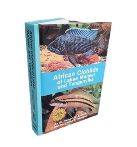 African Cichlids of Malawi and Tanganyika Axelrod Color Photo HC Fish Guide Book - Bild 1 von 10