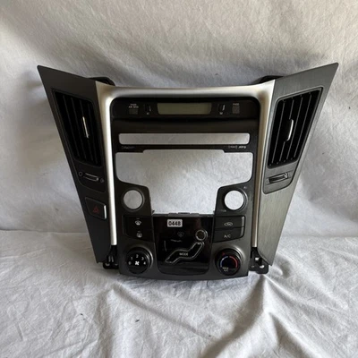 2012 2013 2014 HYUNDAI SONATA RADIO BEZEL AUDIO AC Control OEM 945103Q500 - Image 1 of 4