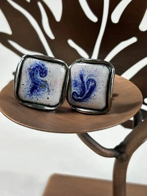 Vintage Large Square White Blue Wave Swirl Enamel Screwback Earrings Silver Tone - Image 1 of 4