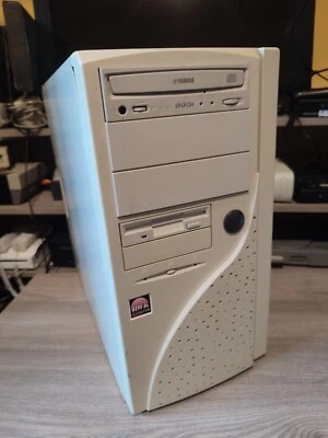 Intel Pentium II 300 MMX 400MB Yamaha CRW8824E ELSA ERAZOR *Vintage* - Bild 1 von 4