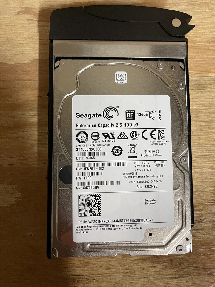 Seagate ST1000NX0333 Enterprise 1TB Exos 2.5‘’ SAS 7.2K 12GB/s 128MB Hard Drive - Image 1 of 3