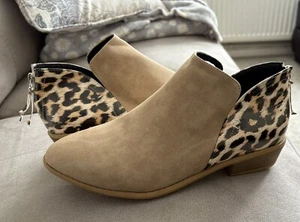 ladies boots size 9uk - Picture 1 of 2