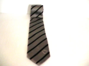 GIANNI VERSACE CORBATA MEDUSA Clásica para Hombre 100% Seda Gris y Negro Bonita - Imagen 1 de 6