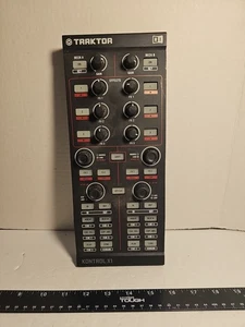 Native Instruments Traktor Kontrol X1 *** Tested - Picture 1 of 6