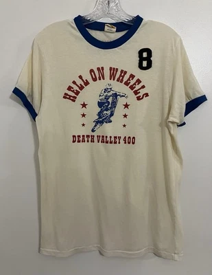 De colección. Camiseta Hollister Hell On Wheels Gráfica M Timbre Y2K Puntada Única Retro Foto 1 de 4