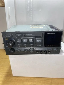 95-05 GM AM FM Radio Cassette Chevy GMC C/K Suburban Tahoe Yukon Untested - Picture 1 of 9
