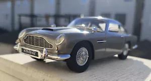 Aston Martin DB5 1:18 - 1963 GOLDFINGER JAMES BOND 007 - Hot Wheels Elite model - Picture 1 of 12