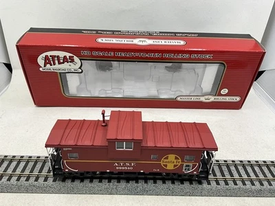 Atlas Master Line HO Scale Santa Fe Extended Vision Caboose #999540 #20001573 - Image 1 of 4