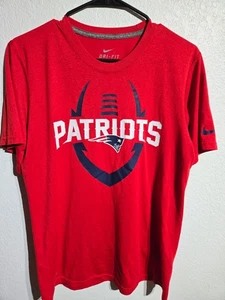New England Patriots T-Shirt Nike Dri-Fit Mens Size Medium Red Soft Feel NFL Tee - Picture 1 of 10