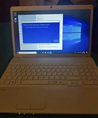 Sony Vaio VPCEH VPCEH2D0E Intel Core i3 2.3GHz 4GB 15,6” - Immagine 1 di 4