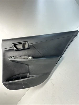 2012-2014 TOYOTA CAMRY REAR RIGHT RH SIDE INTERIOR DOOR PANEL OEM Foto 1 de 4