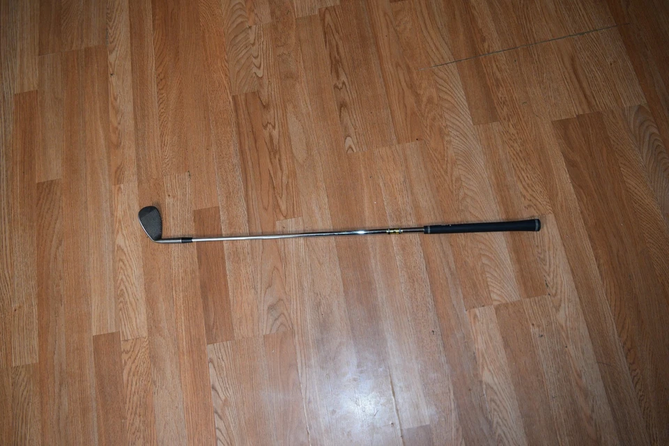 Taco de golfe Lynx Tour 56° 12° cunha areia aço 5.5 eixo flexível precisão - Imagem 1 de 4