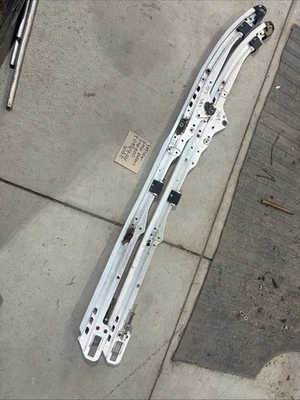 2002 Polaris RMK 800 skid rail slides Runners 389 - Image 1 of 4