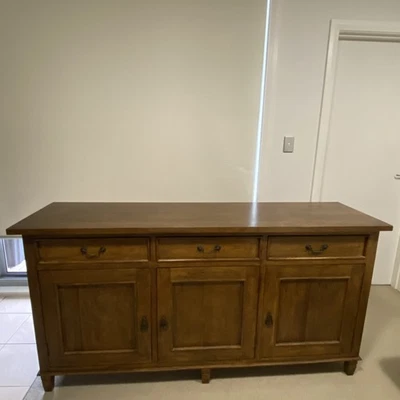 Shack Chateau Buffet RRP 2295 AUD. Sale For $700. Great Condition - image 1 of 4