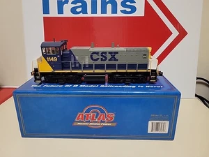 Atlas O Scale MP-15DC Locomotive CSX #1806-2 - Picture 1 of 3