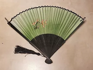 Ventagli giapponesi ornamentali, 8-1/4" x 1" piegati - Foto 1 di 1