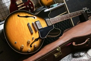 Gibson ES-335 Dot Vintage Sunburst 1997 Electric Guitar - Picture 1 of 10