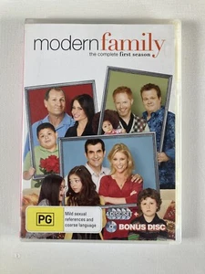 Modern Family Season 1 DVD R4 PAL First Series - Picture 1 of 7