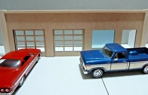 1/18 SCALE DIORAMA GAS STATION/STORE OPENING DOORS UNFINISHED ADD YOUR TOUCH - Picture 1 of 5