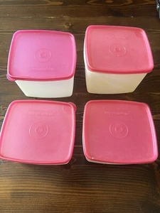 Set of 4 Vintage Tupperware Square Freezer Food Storage Containers w/ Lids - Picture 1 of 4