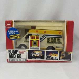 1993 New Bright 911 Med-Van Bump and Go Mystery Action - Bild 1 von 5