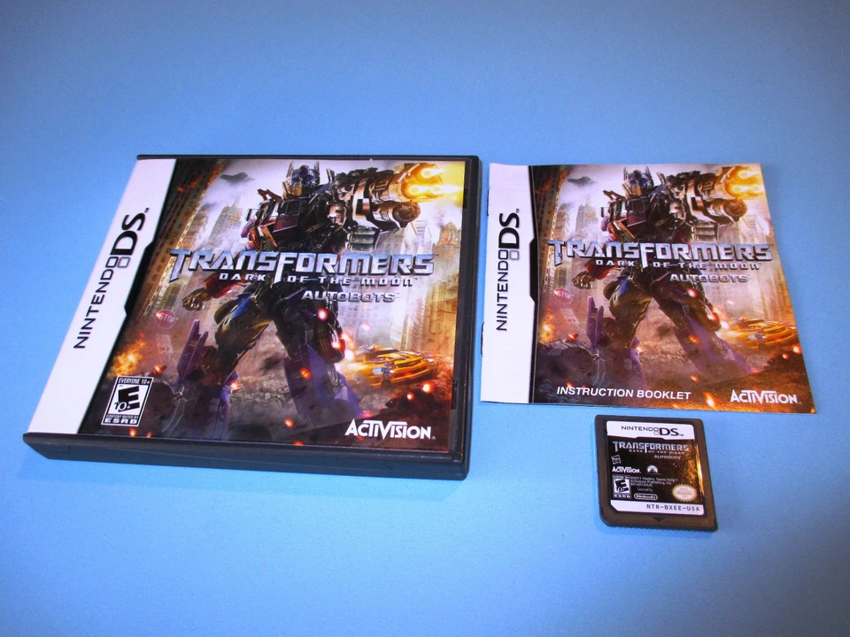 Transformers: Dark of the Moon Autobots (Nintendo DS) Lite DSi XL w/Case & Manu - Imagem 1 de 1