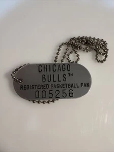 Sammlerstück Chicago Bulls registrierte Baseball-Fan Hundemarke Medaille Halskette #005256 - Bild 1 von 2