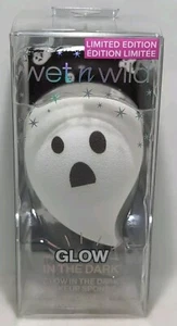 Wet N Wild Halloween Fantasy Makers Glow In The Dark Makeup Sponge, Limited Ed. - Picture 1 of 3