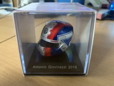 1/8 SPARK-MODEL - BELL HELMET - GIOVINAZZI 2019 Season Alfa Romeo Racing Team - Immagine 1 di 4