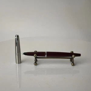 Vintage Fountain Pen Parker 45 Red, Steel Cap Medium Nib Made in England #6113 - Picture 1 of 17