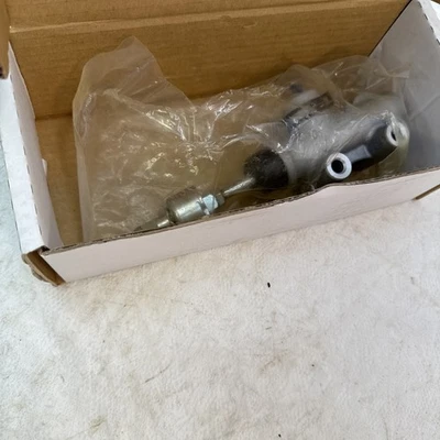 Cilindro maestro de freno M1639 para Ford Mustang 1986-1993 Foto 1 de 4