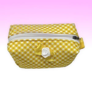 Handmade Mini Quilted Boxy Makeup Bag - Picture 1 of 4