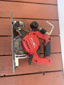 Milwaukee 2731-20 M18 FUEL 7-1/4” Circular Saw, Tool Only, - Picture 1 of 2