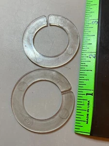 Aspiradora Dyson: 2 clips circulares de cabeza limpiadora de plástico (901716-02) DC07/33/28/14 - Imagen 1 de 1