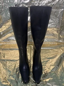 Massimo Dutti Black Leather Boots Tall Knee High Low Heel Boots Size 6.5 - Picture 1 of 12